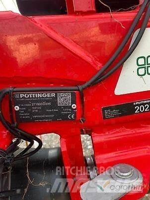 Pöttinger TOP 612 Rateau faneur