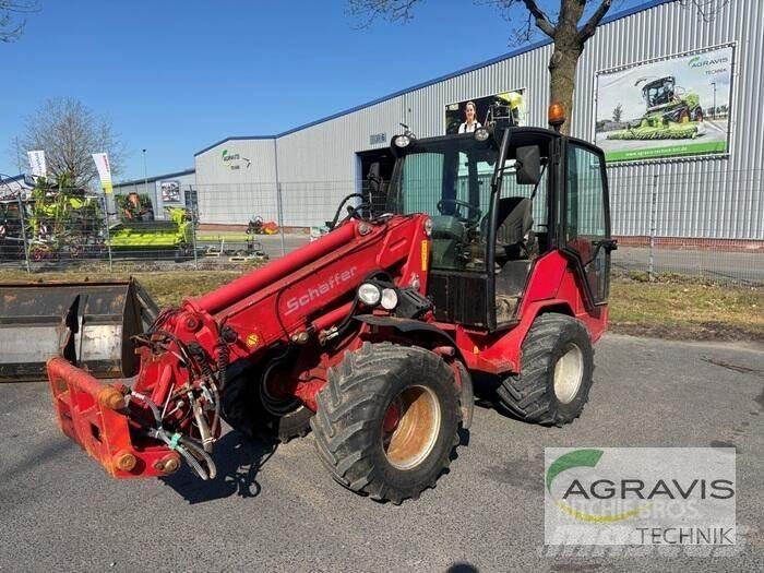 Schäffer 460 T Chargeuse sur pneus