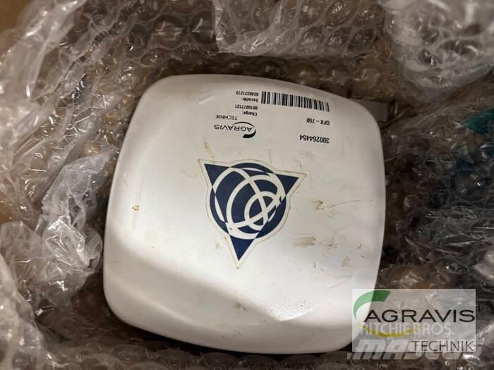 Trimble GFX-750 Autres équipements pour tracteur