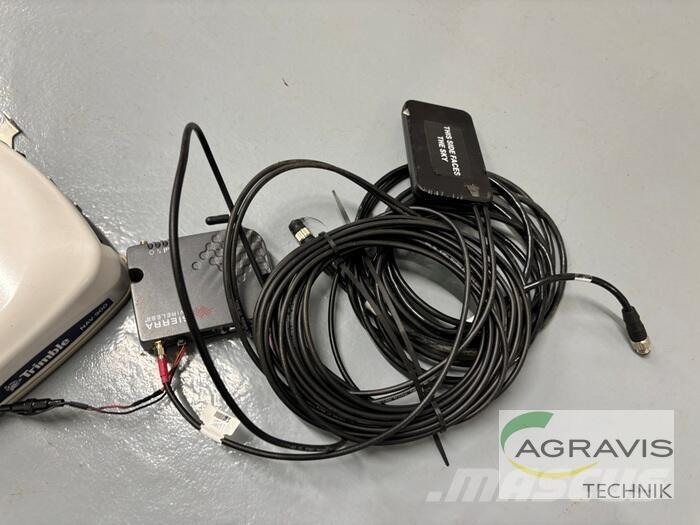 Trimble GFX-750 Autres matériels d'élevage