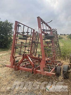  Urga 6.1 Semoir combiné