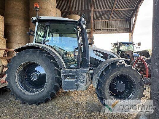 Valtra G125E ACTIVE Tracteur