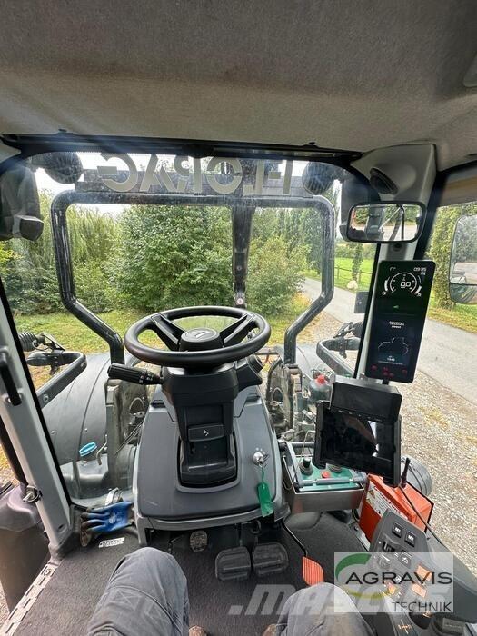 Valtra T 235 D 2A1 Tracteur