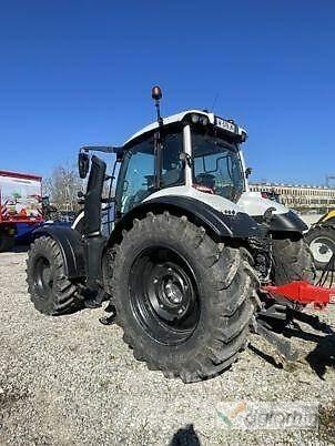 Valtra T215A Tracteur