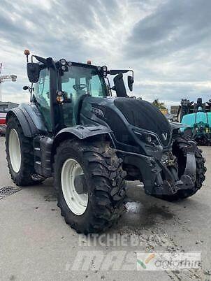 Valtra T234 VERSU Tracteur