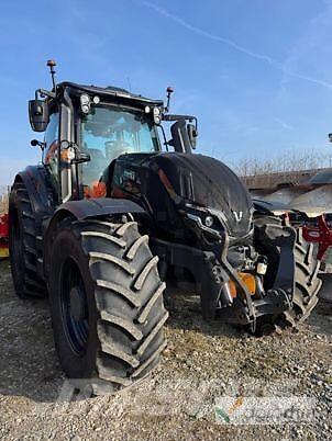 Valtra T235 Diect Tracteur