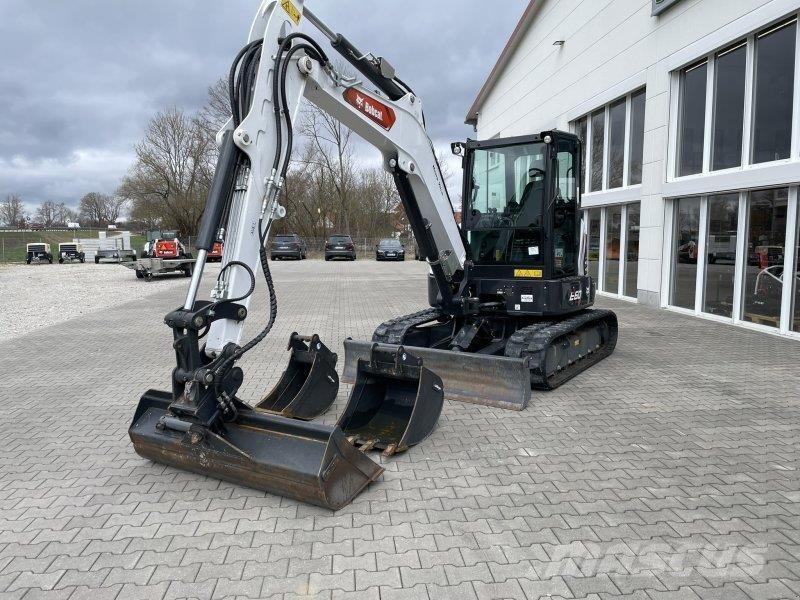 Bobcat E 60 Pelle sur pneus