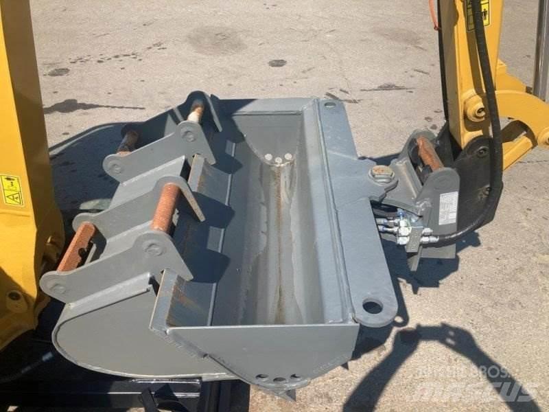 CAT 301.8-05A Mini pelle < 7t