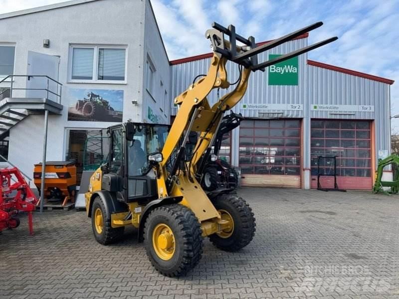 CAT 906-14 Chargeuse sur pneus
