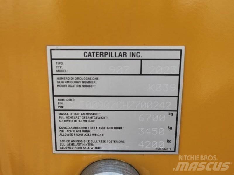 CAT 907 Chargeuse sur pneus