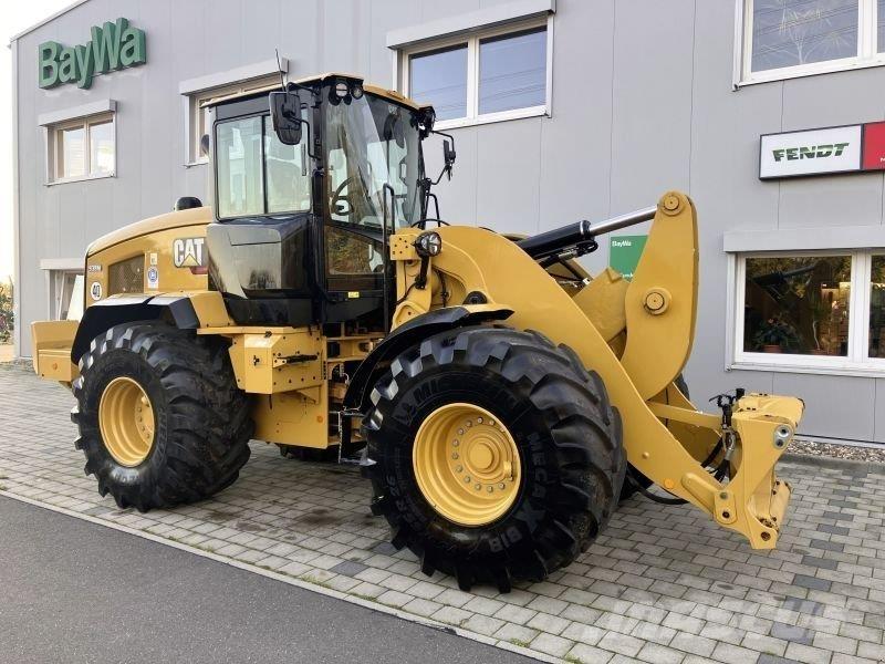 CAT 938M Chargeuse sur pneus