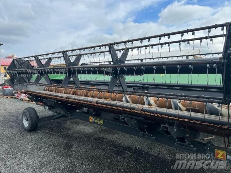Fendt 6335 C Moissonneuse batteuse