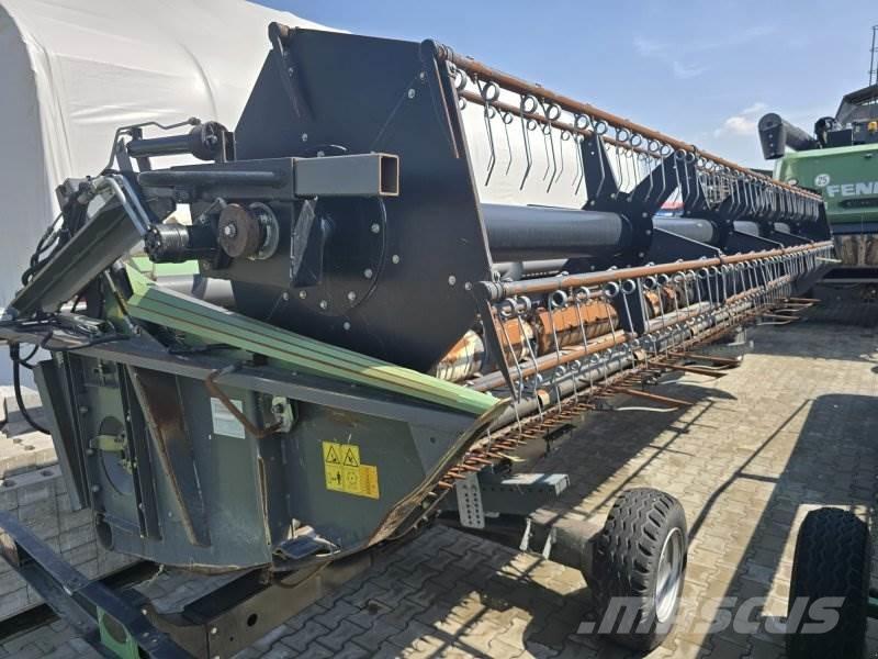 Fendt 6335 C Moissonneuse batteuse