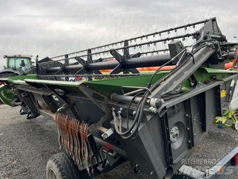 Fendt 6335 C Moissonneuse batteuse