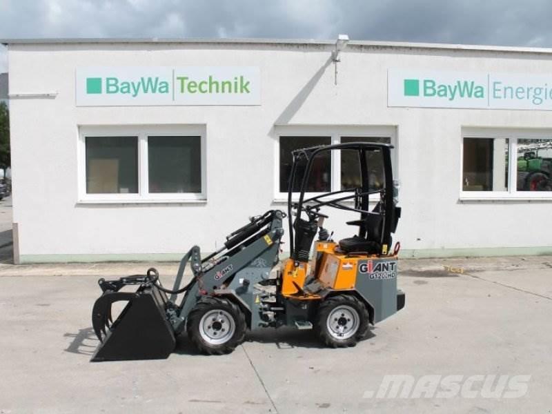 GiANT G 1200 Chargeuse compacte