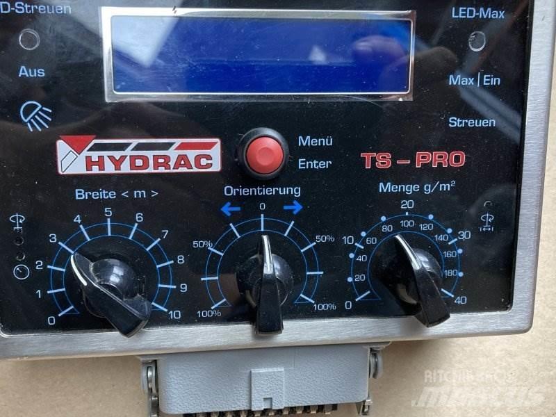 Hydrac T 1400 Sableuse et saleuse