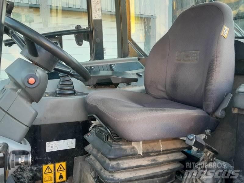 JCB TM 220 Chargeuse sur pneus