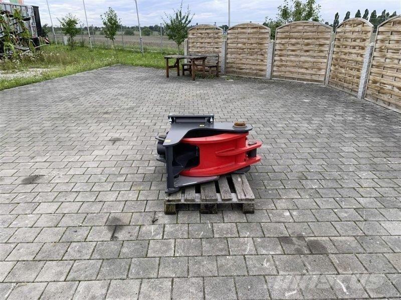 Krpan KS 320 B Grue forestière