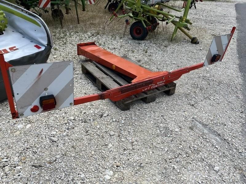 Kuhn FC 883 Faucheuse