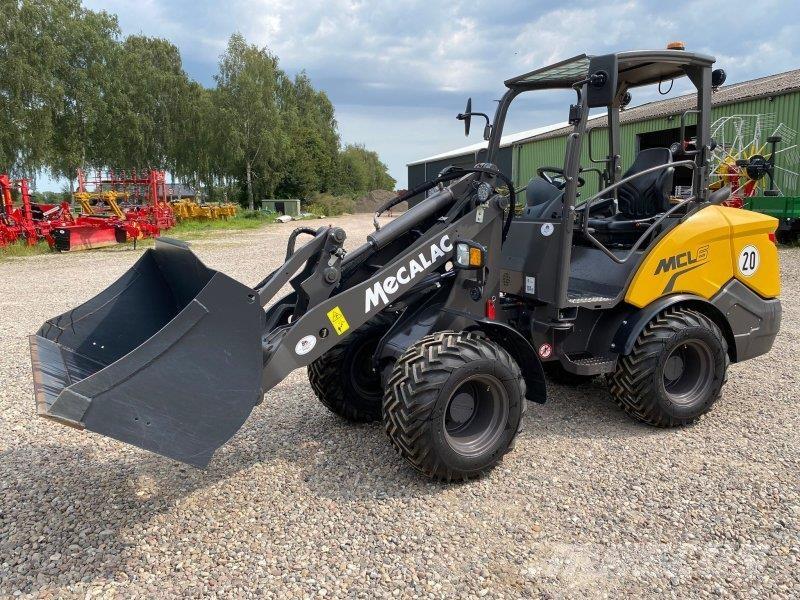 Mecalac MCL 6 Chargeur frontal, fourche