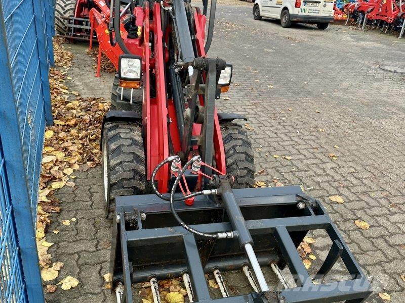 Schäffer 2028 Chargeur frontal, fourche