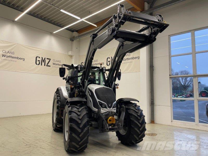 Valtra N154 Tracteur