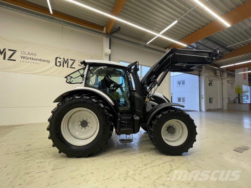 Valtra N154 Tracteur