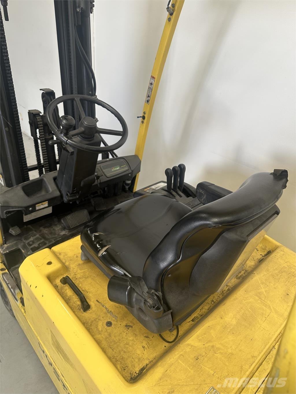 Hyster J1.8XMT Chariots élévateurs électriques