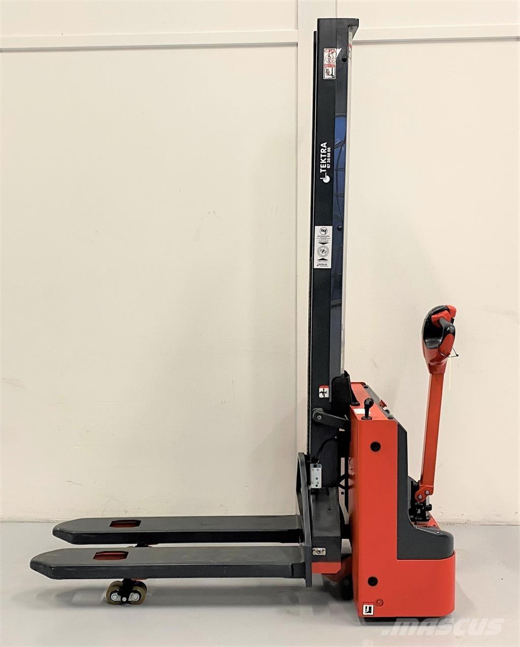 Tektra ESLI101 Gerbeur accompagnant
