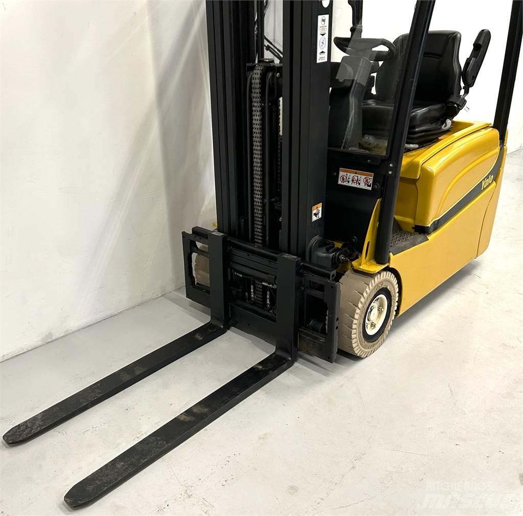 Yale ERP16VT (MWB) Chariots élévateurs électriques