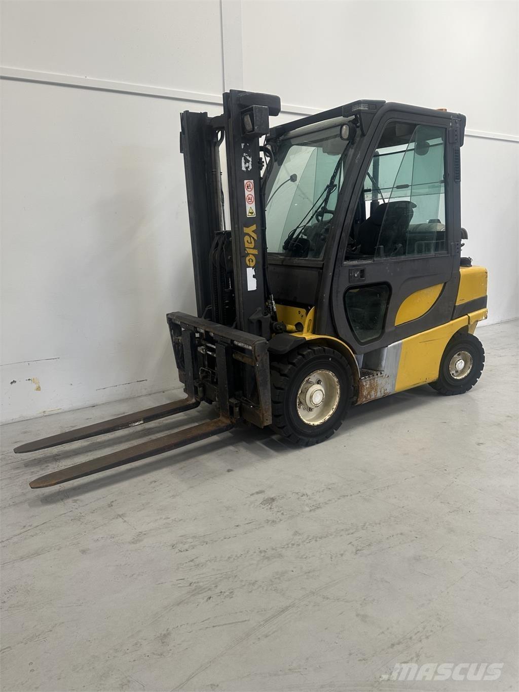 Yale GLP30VX Chariots GPL