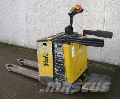 Yale MP20X - 400 AH Transpalette accompagnant porté debout