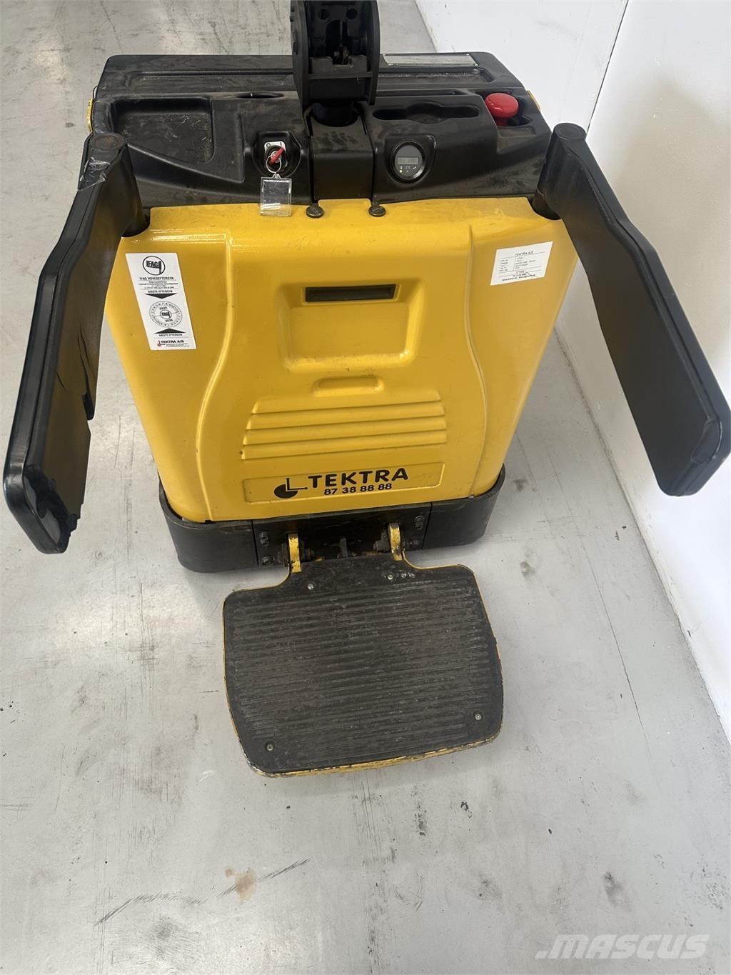 Yale MP20X FBW - 300 AH Transpalette accompagnant porté debout