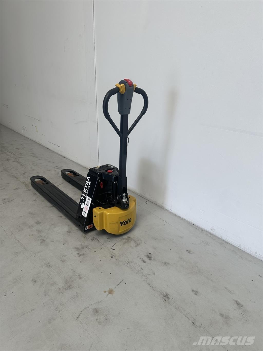 Yale MPC15 - 550 Transpalette accompagnant
