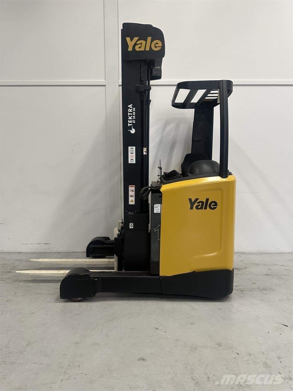 Yale MR14 Chariot à mât rétractable