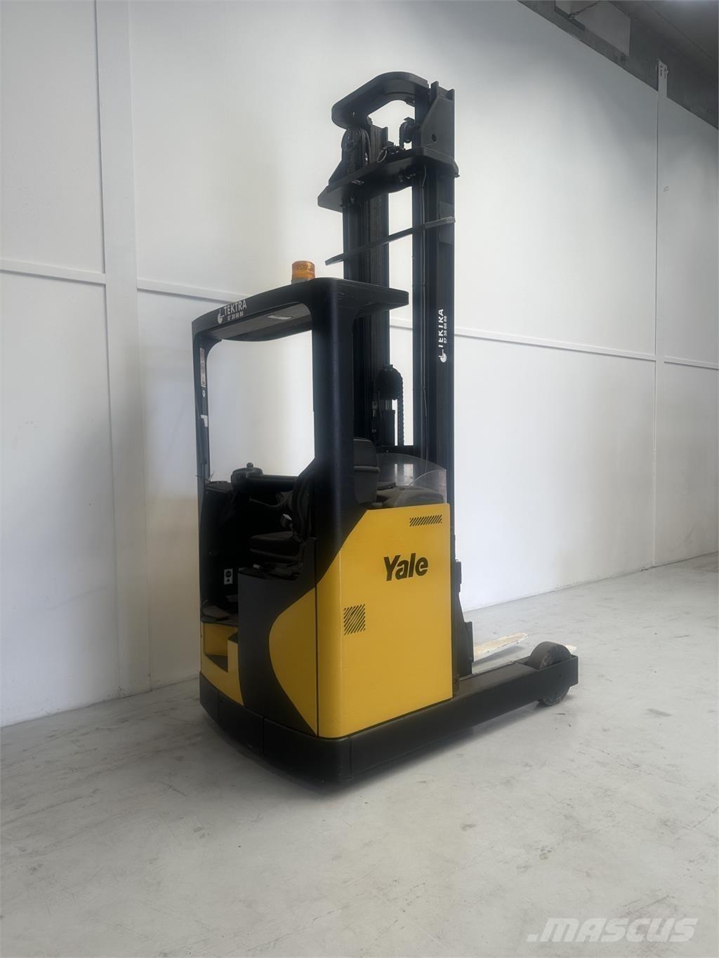 Yale MR16H Chariot à mât rétractable