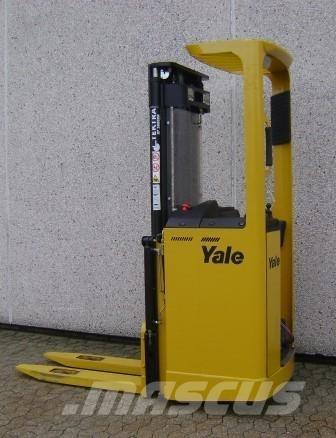 Yale SMS12S Gerbeurs Automoteurs
