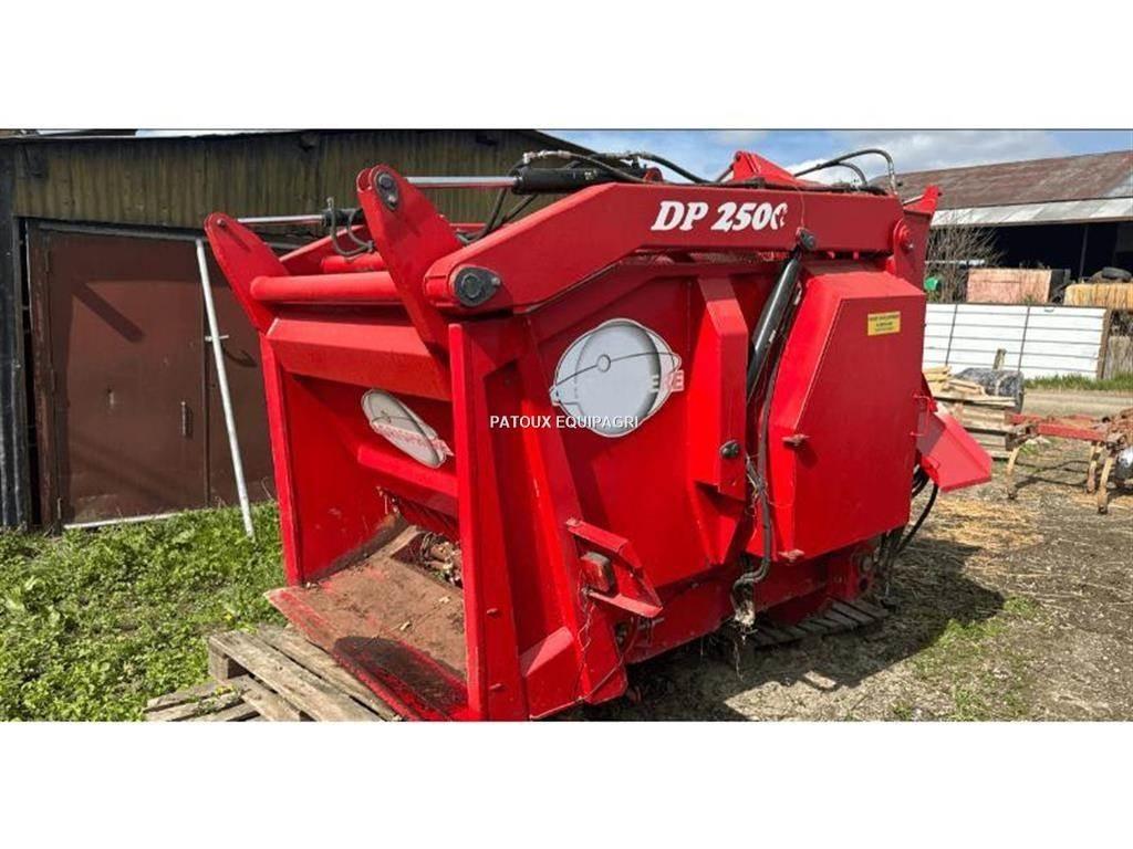  Agrisphère DP2500 Désileuse