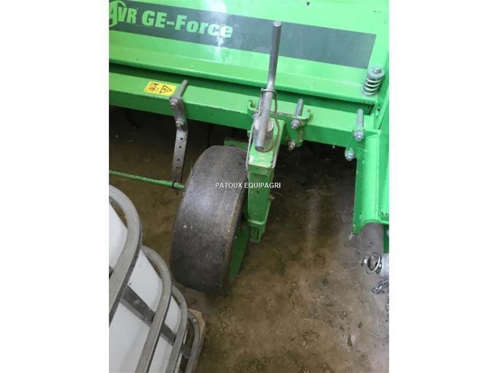 AVR GE FORCE 3800 Herse rotative, rotavator