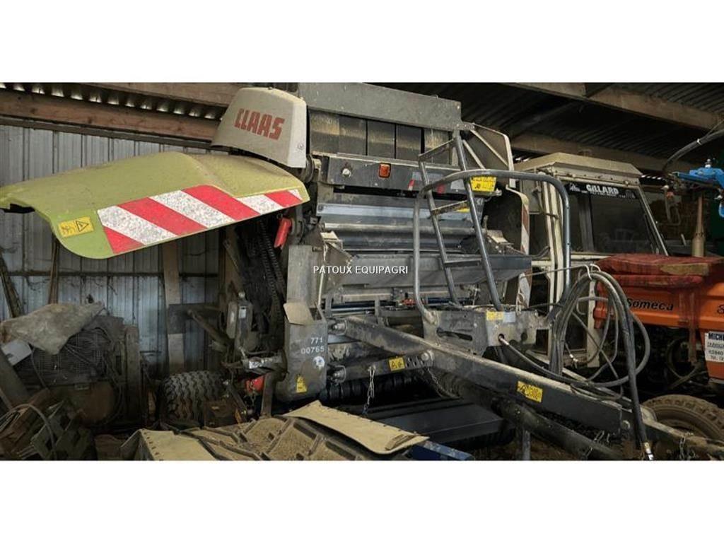 CLAAS VARIANT 370 Presse à balle ronde