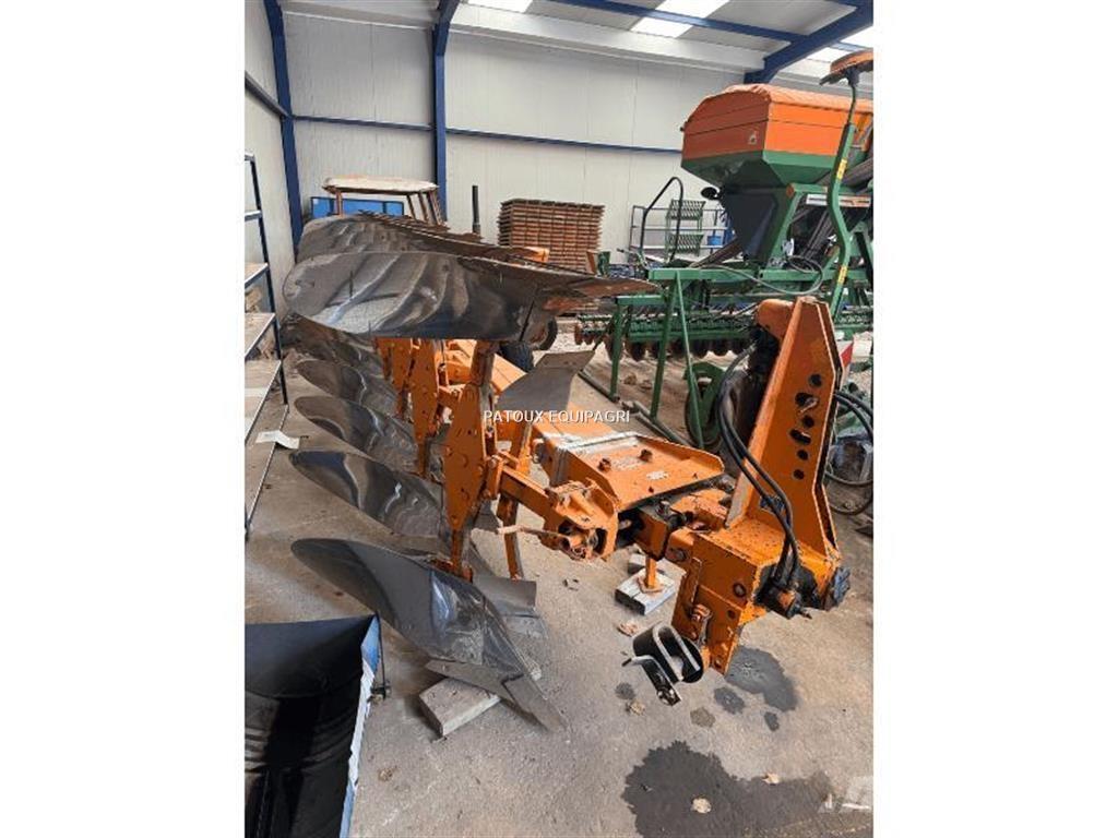 Huard 670 Charrue non réversible