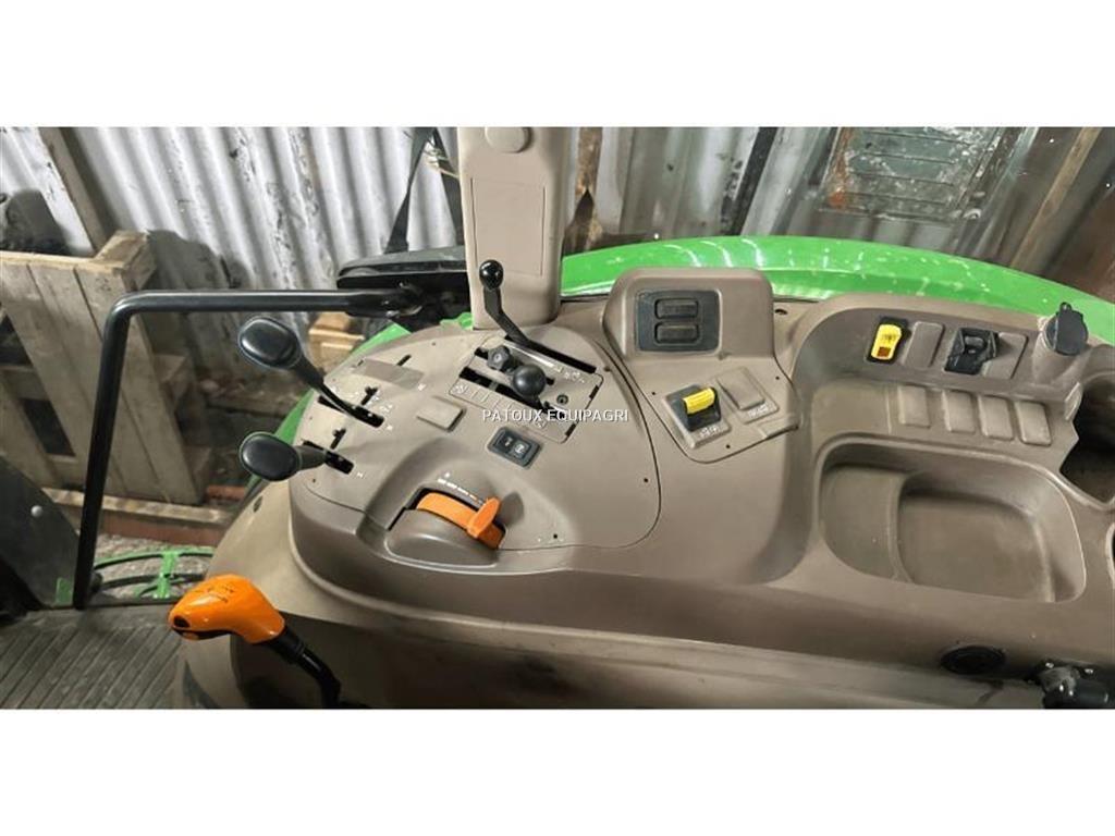 John Deere 5058E Tracteur