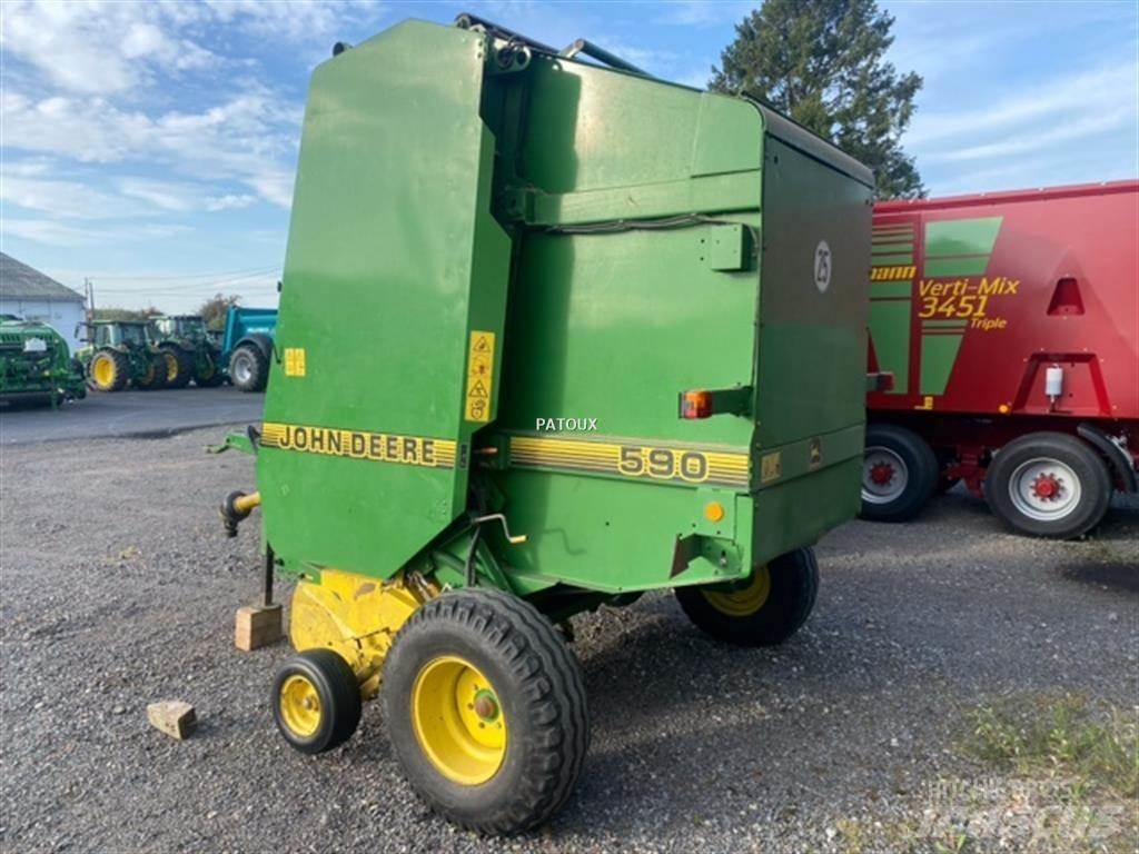 John Deere 590 Presse à balle ronde