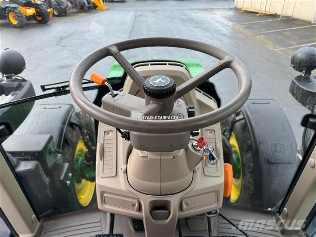 John Deere 6120M Tracteur