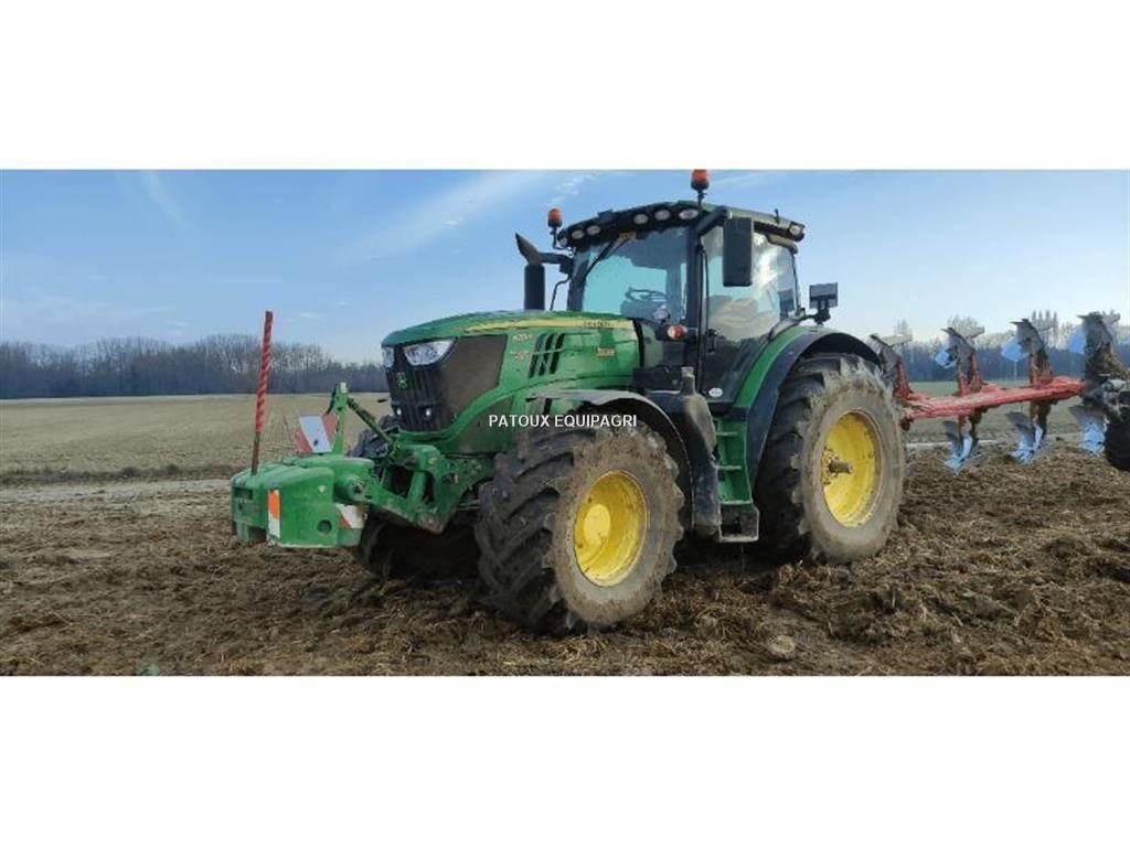 John Deere 6215R Tracteur