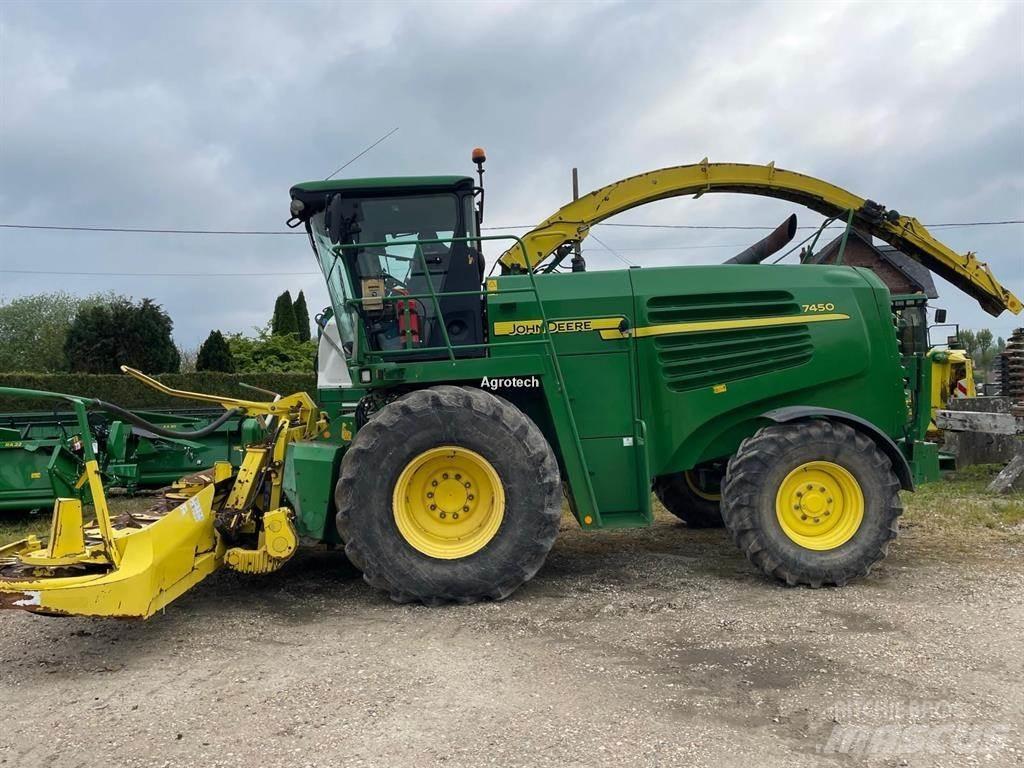 John Deere 7450 Ensileuse occasion