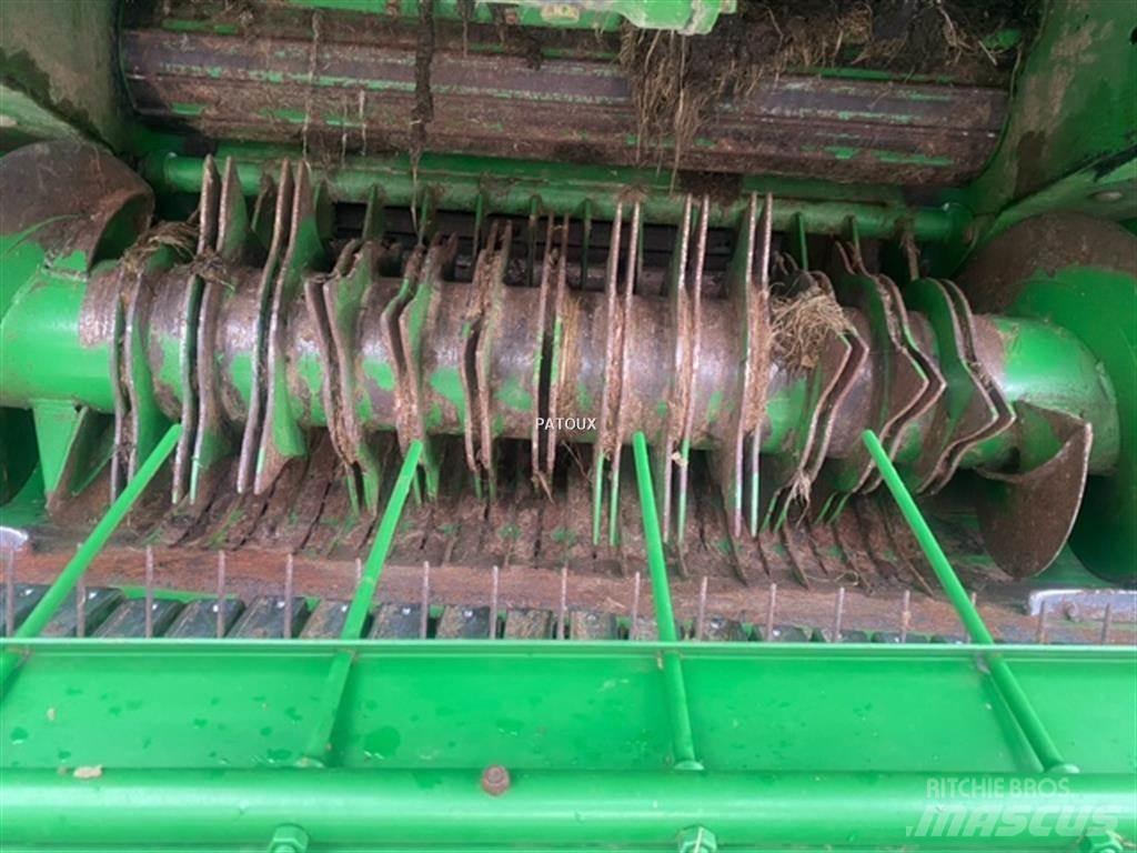 John Deere C441R Enrubanneuse