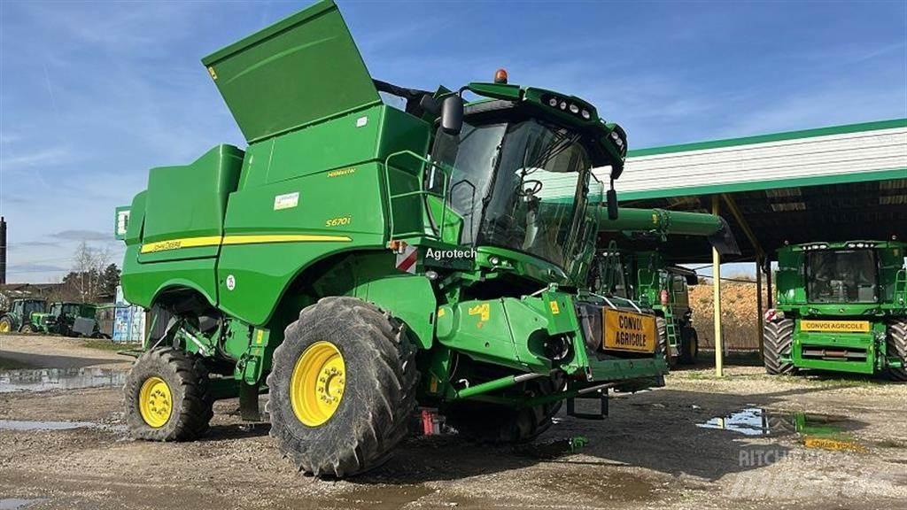 John Deere S670 Moissonneuse batteuse