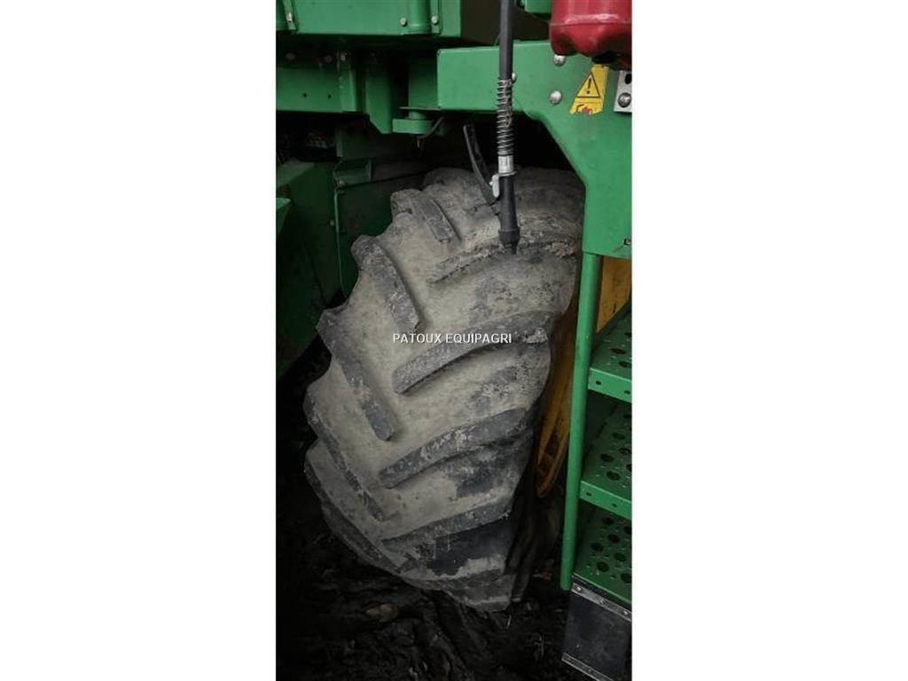 John Deere T560 Moissonneuse batteuse