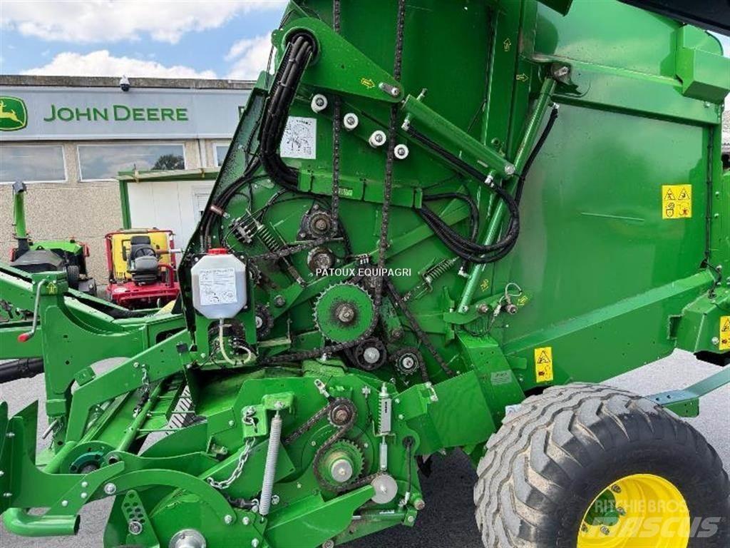 John Deere V461M Presse à balle ronde